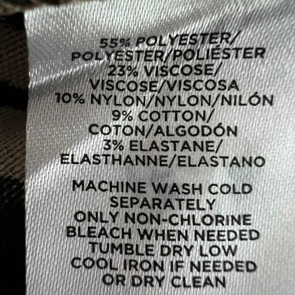 LOFT Plus Womens Mini Skirt Size 24 Tan Black Leopard Print Animal Stretch - Picture 6 of 7